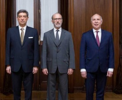 fotoMinistrosSalon-678x462